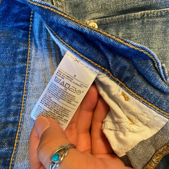 Old Navy shorts - Picture 3 of 4